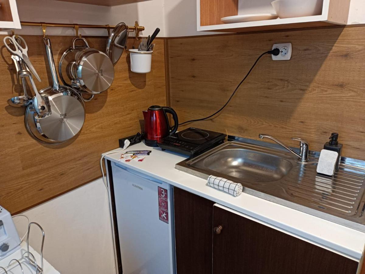 Discreet And Quiet Apartment In Central Of Piata Romana Bucarest Exterior foto